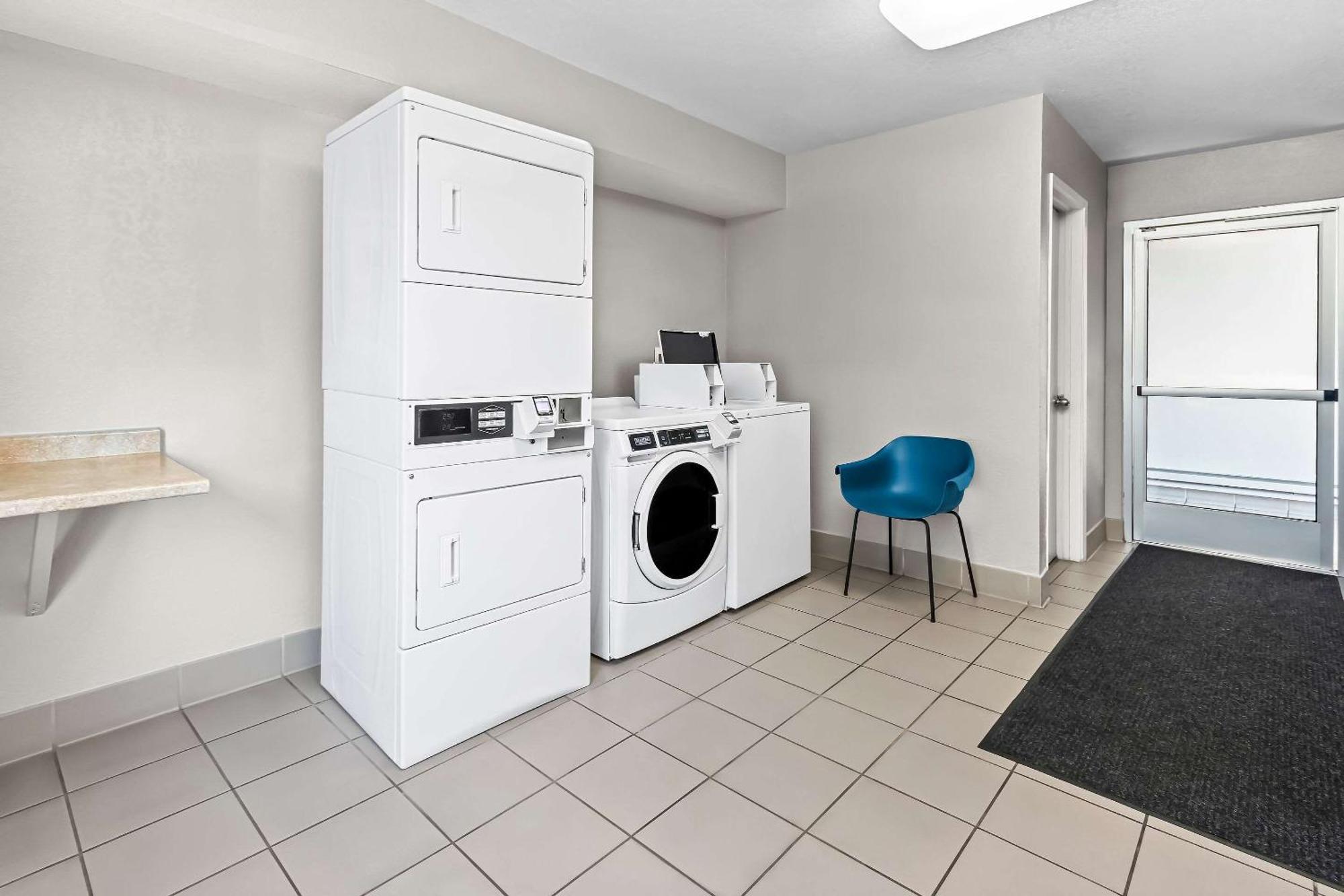 Econo Lodge Idaho Falls Bagian luar foto