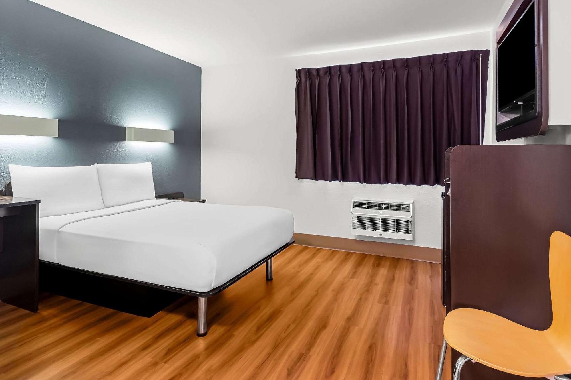 Econo Lodge Idaho Falls Bagian luar foto