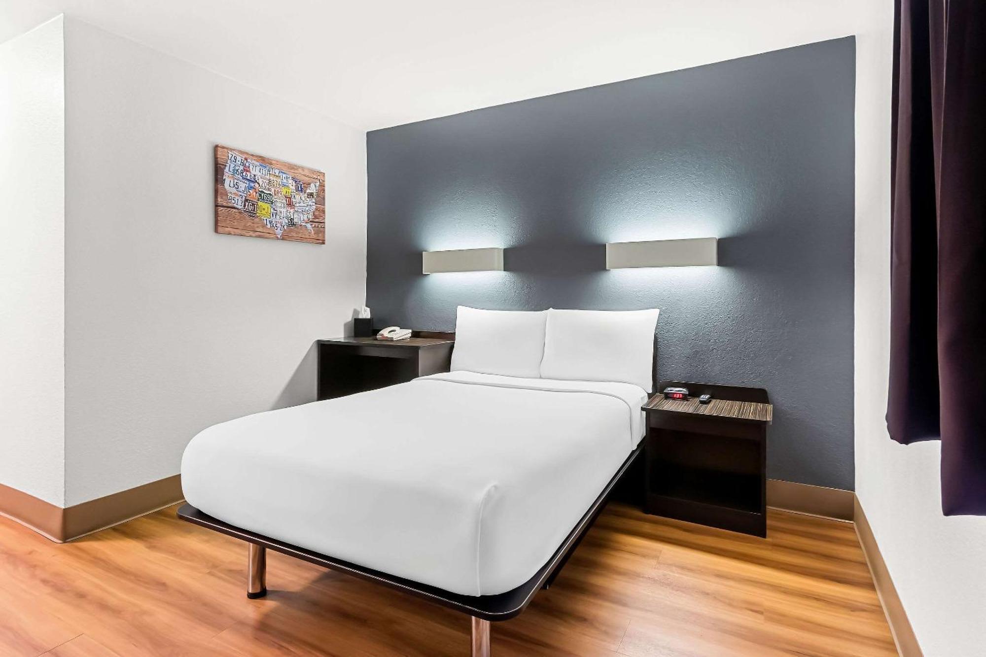Econo Lodge Idaho Falls Bagian luar foto