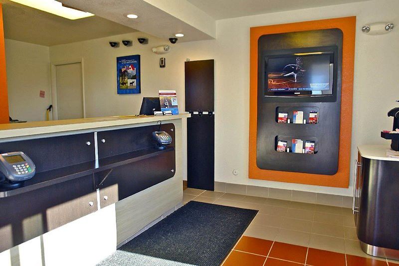 Econo Lodge Idaho Falls Bagian luar foto