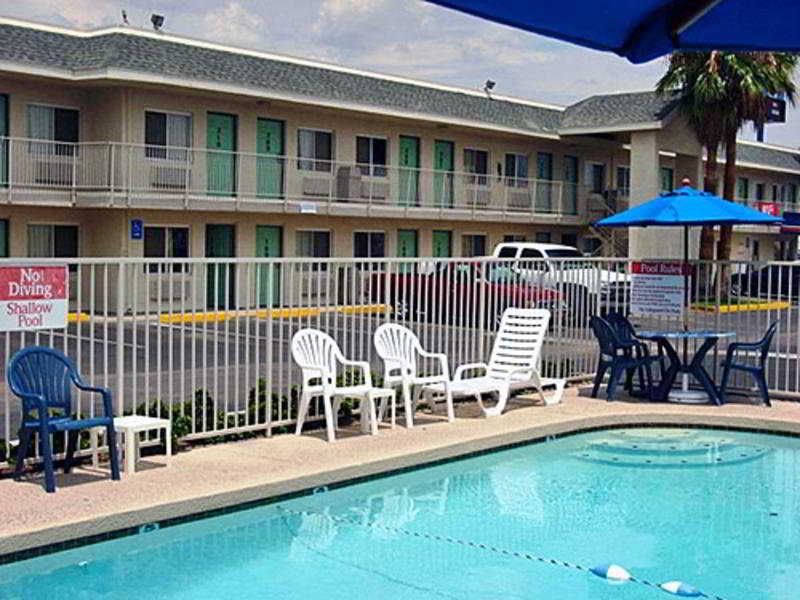 Econo Lodge Idaho Falls Bagian luar foto
